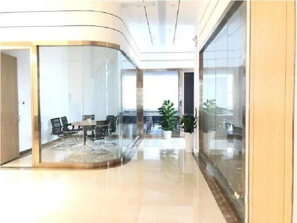 平安国际金融中心    600平米办公室   10元/天/平米